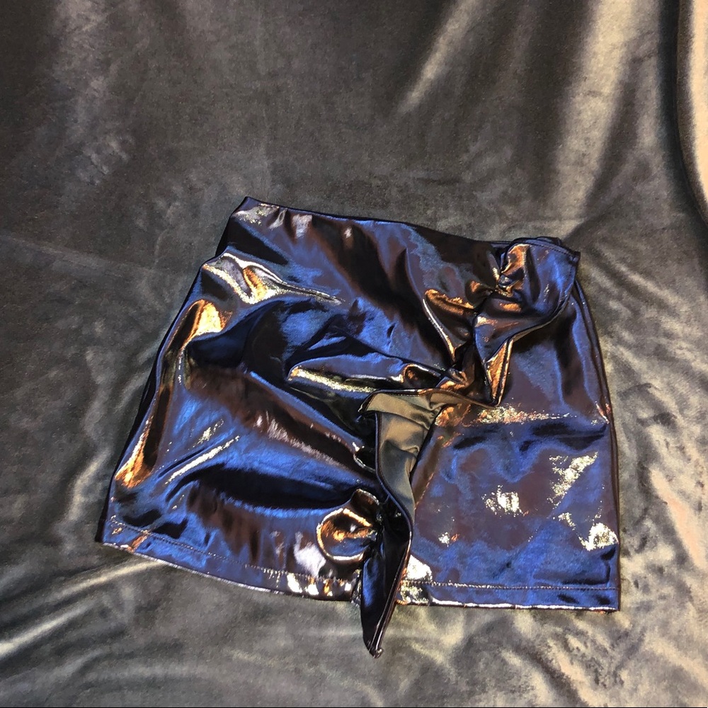 3️⃣FOR2️⃣5️⃣💲‼️‼️Faux Leather MINI skirt